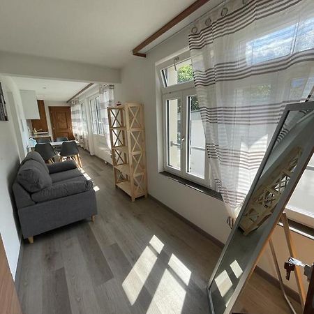 Moderne Einzigartige Wohnung In אלטדורף מראה חיצוני תמונה