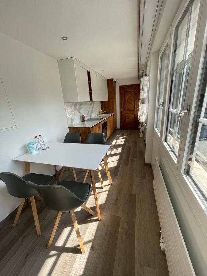 Moderne Einzigartige Wohnung In אלטדורף מראה חיצוני תמונה